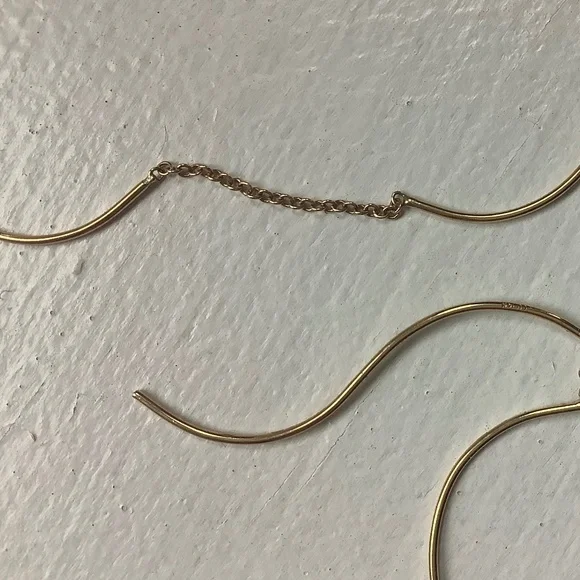 14K Gold Curve Threader Earrings